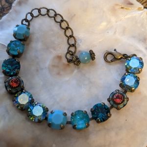 Brilliant Teal & Flower Crystals Bracelet in Brass